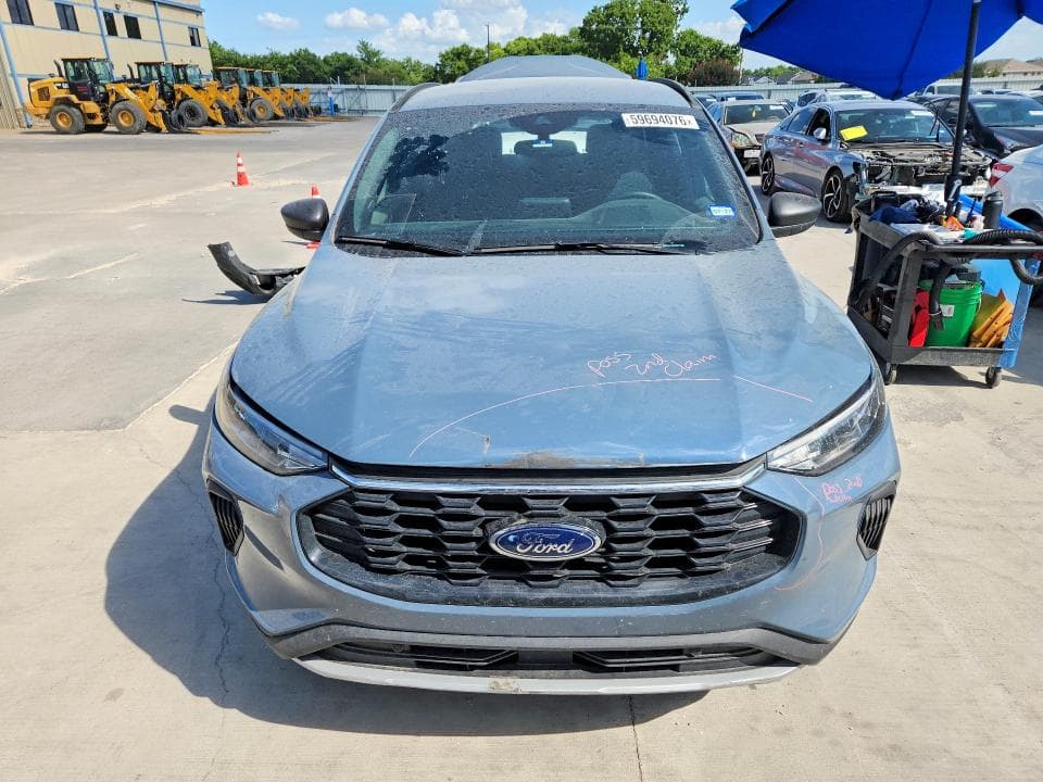 2025 FORD ESCAPE ST LINE 5