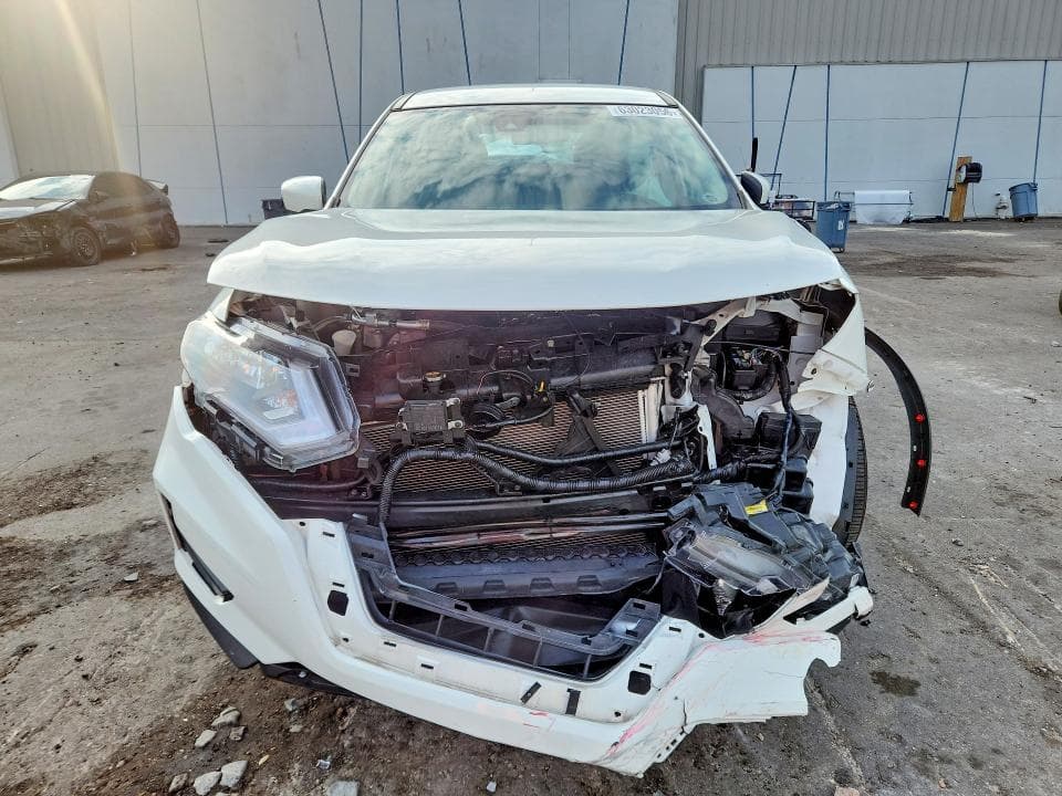 2020 NISSAN ROGUE S 5
