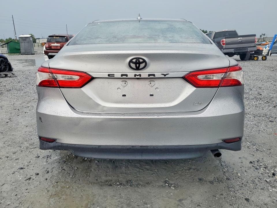 2019 TOYOTA CAMRY LE 6