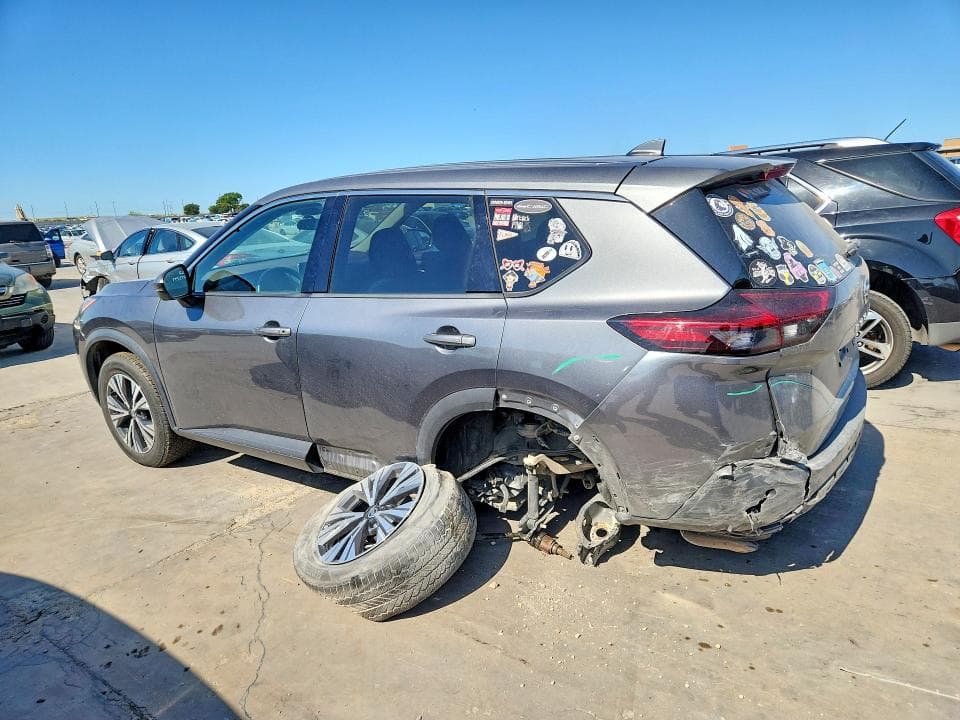 2021 NISSAN ROGUE SV 2