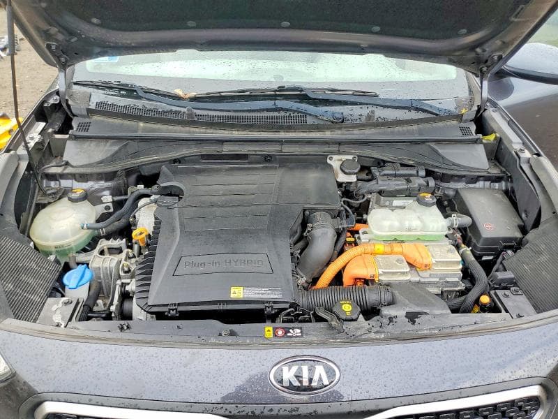 2019 KIA NIRO LX 11