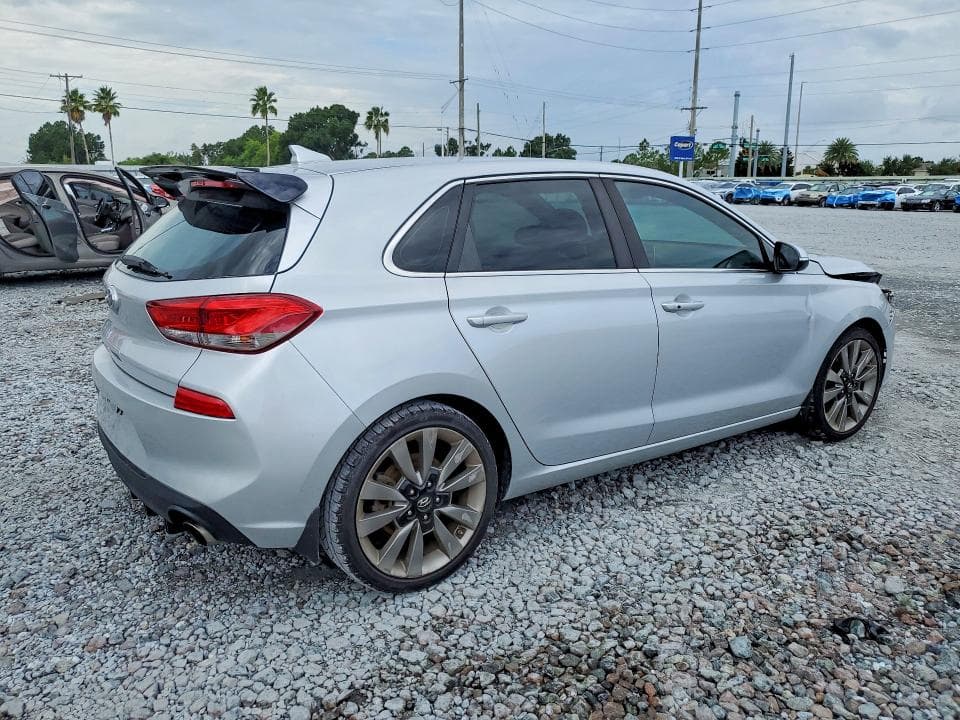2018 HYUNDAI ELANTRA GT SPORT 3