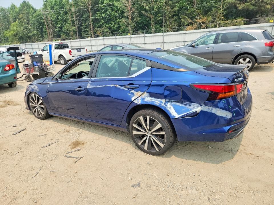 2021 NISSAN ALTIMA SR 2