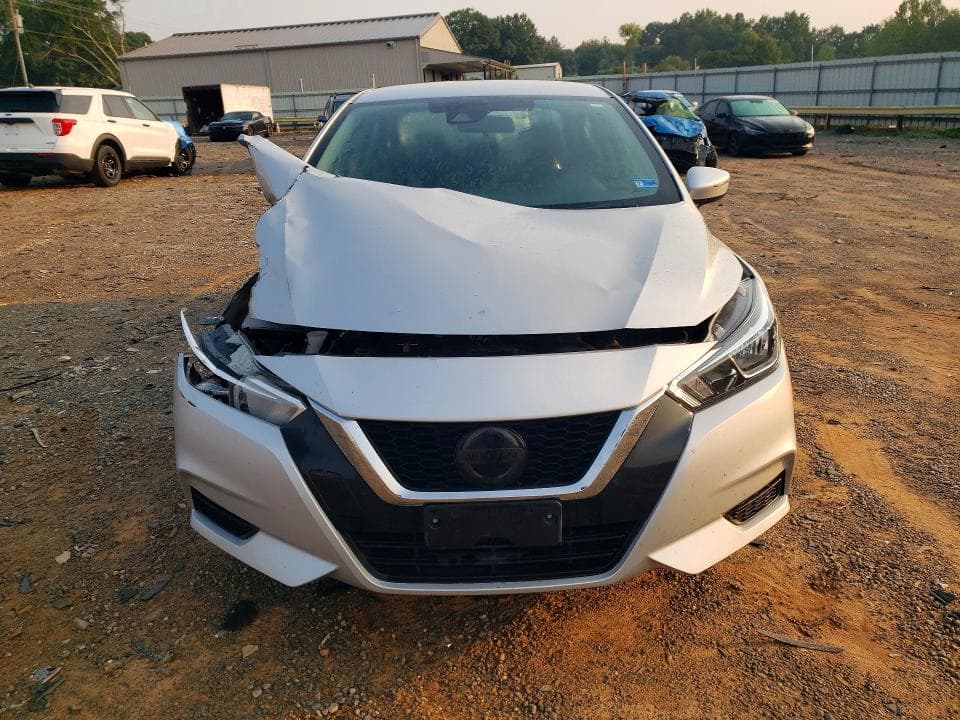2021 NISSAN VERSA SV 5