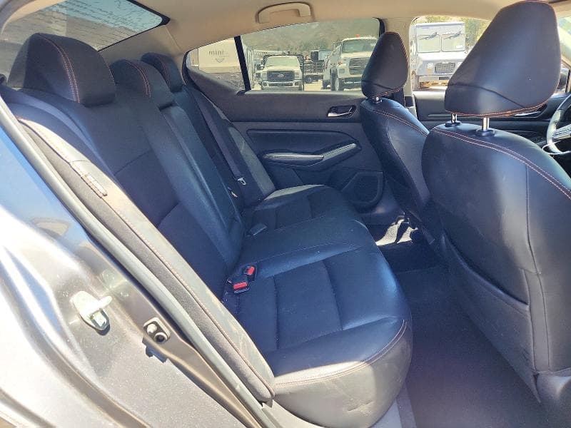 2019 NISSAN ALTIMA SR 10