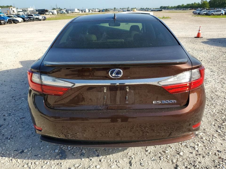 2017 LEXUS ES 300H 6