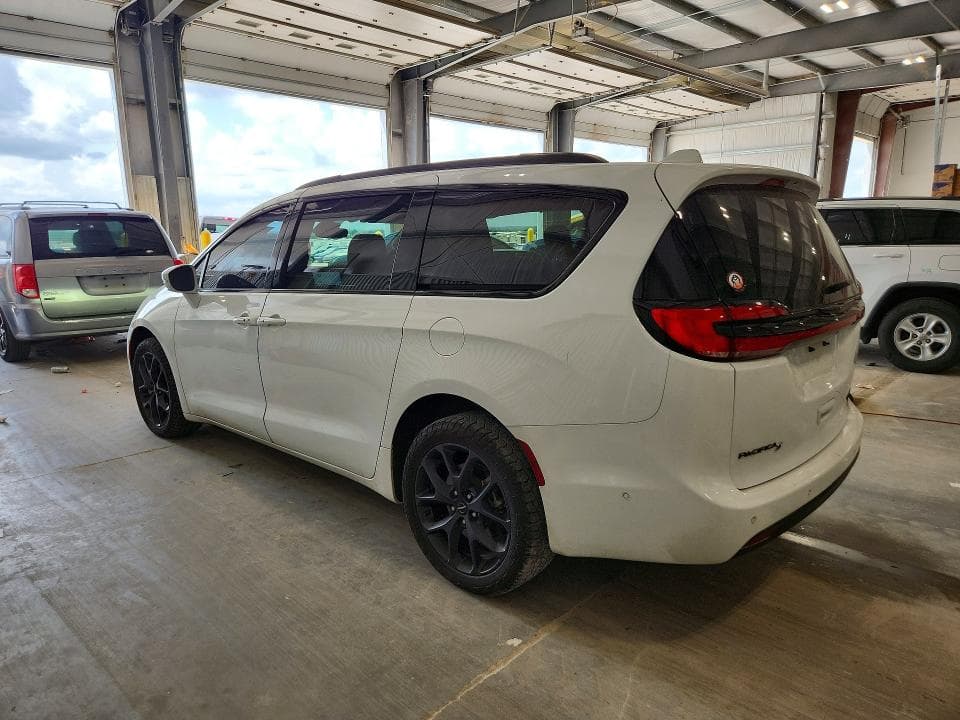 2022 CHRYSLER PACIFICA LIMITED 2