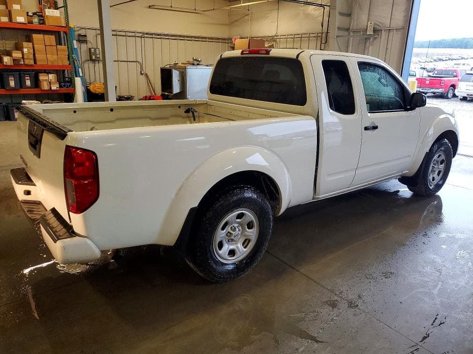 2021 NISSAN FRONTIER S 3