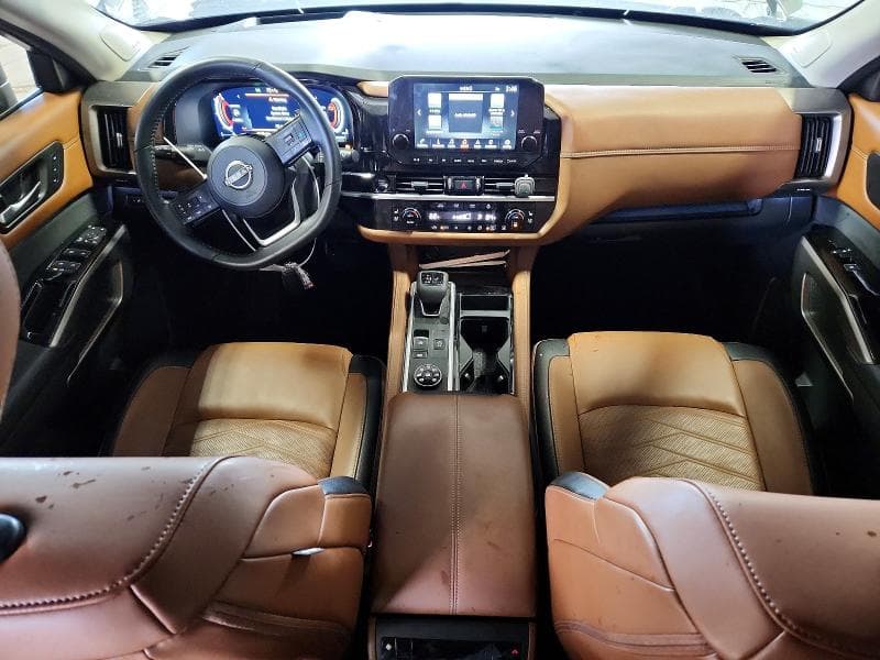 2025 NISSAN PATHFINDER PLATINUM 8