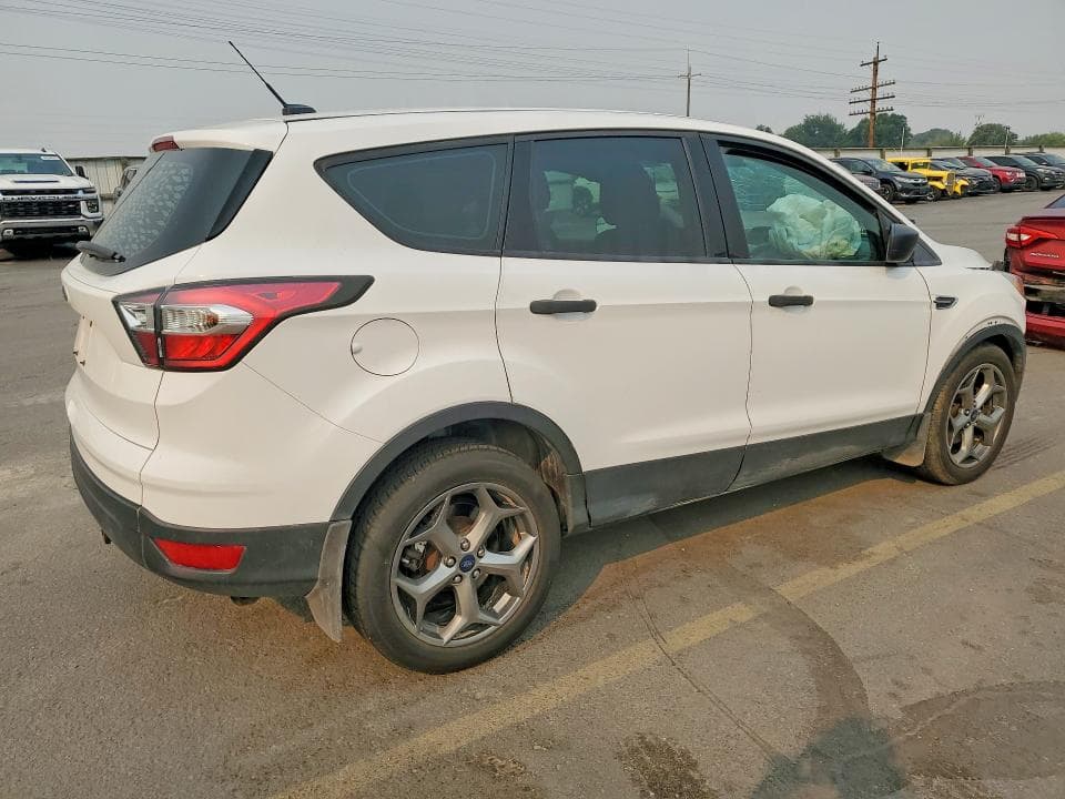 2017 FORD ESCAPE S 3