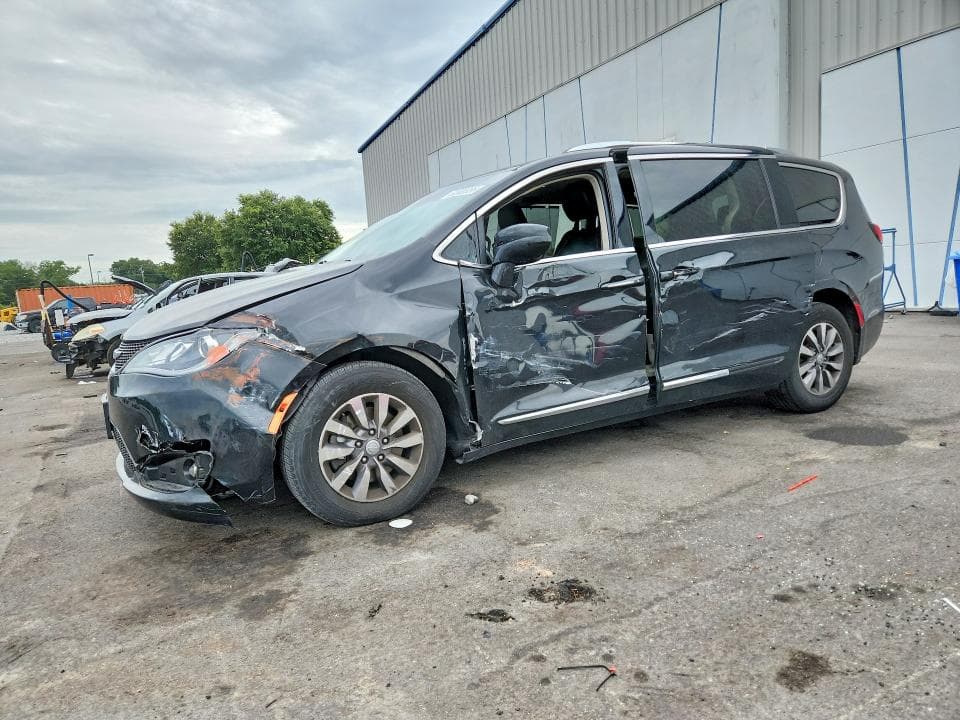 2020 CHRYSLER PACIFICA TOURING L PLUS - 1