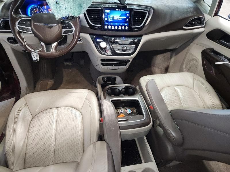 2017 CHRYSLER PACIFICA TOURING L PLUS 8