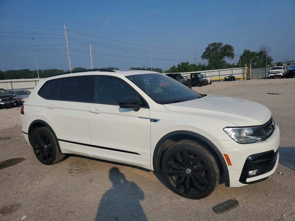 2021 VOLKSWAGEN TIGUAN SE 4
