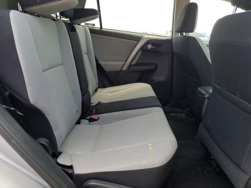 2017 TOYOTA RAV4 XLE 10