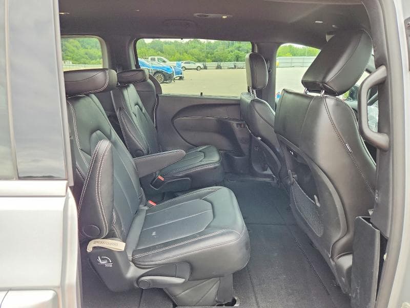 2026 CHRYSLER PACIFICA SELECT 11