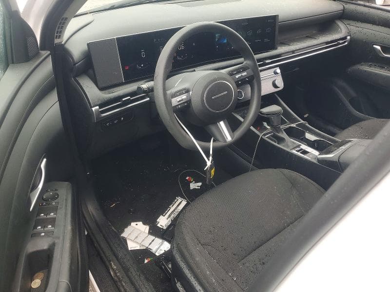 2026 HYUNDAI TUCSON SEL 8