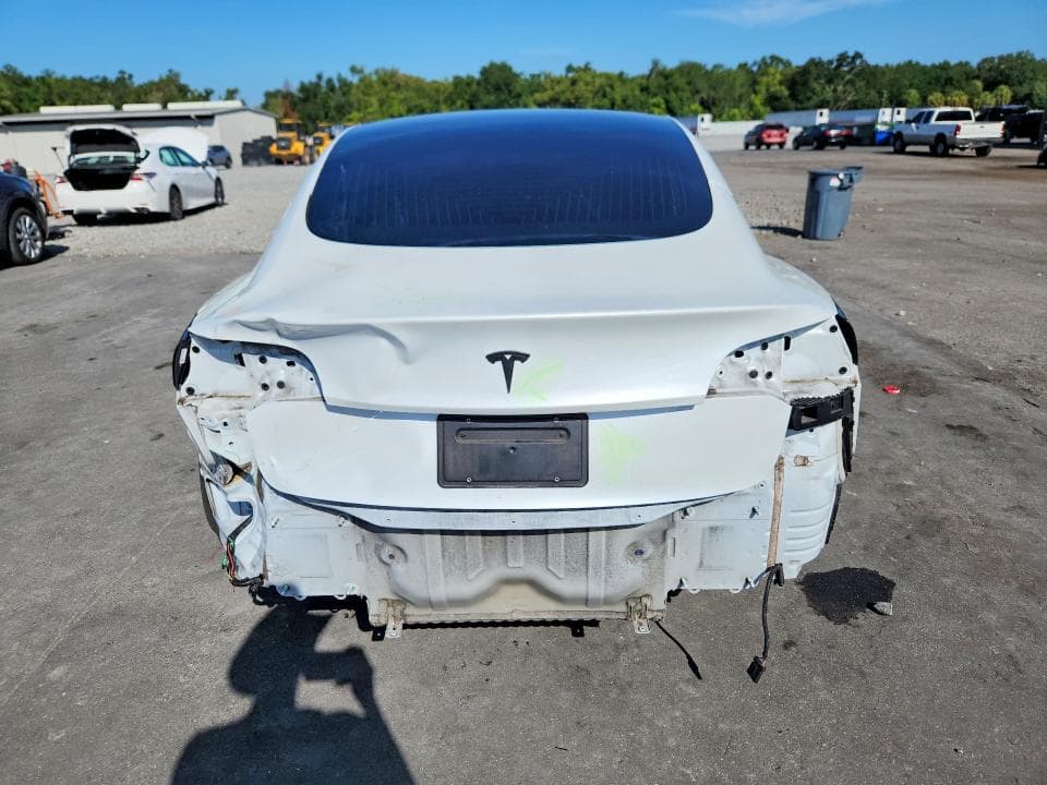 2020 TESLA MODEL 3 6