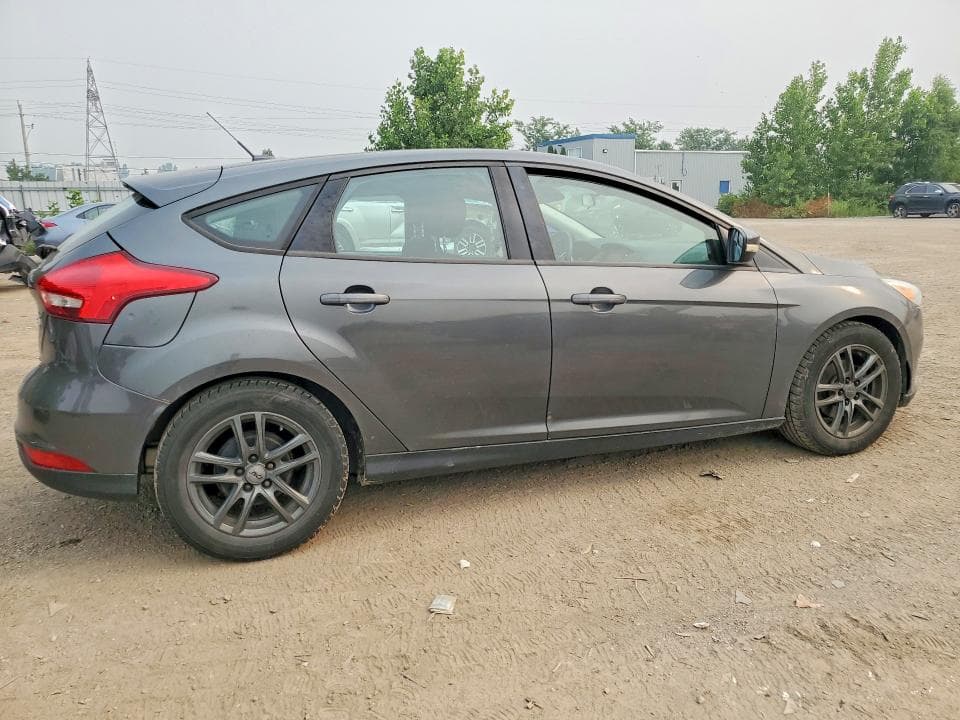 2017 FORD FOCUS SE 3