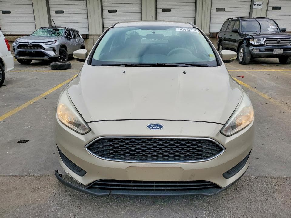 2017 FORD FOCUS SE 5