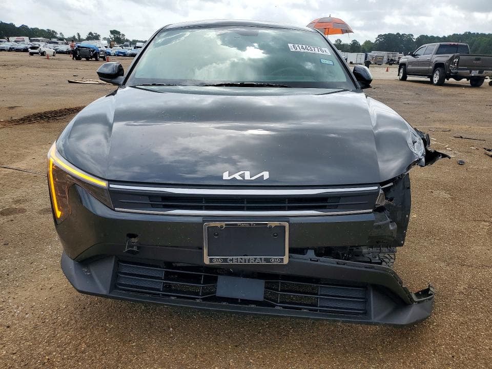 2025 KIA K4 5