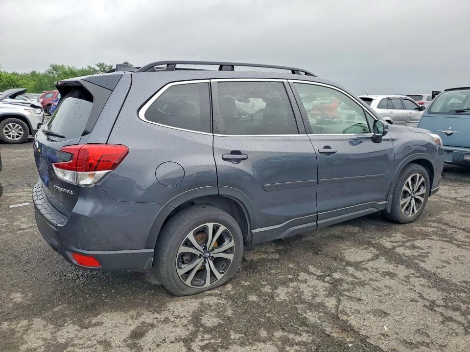 2024 SUBARU FORESTER LIMITED 3