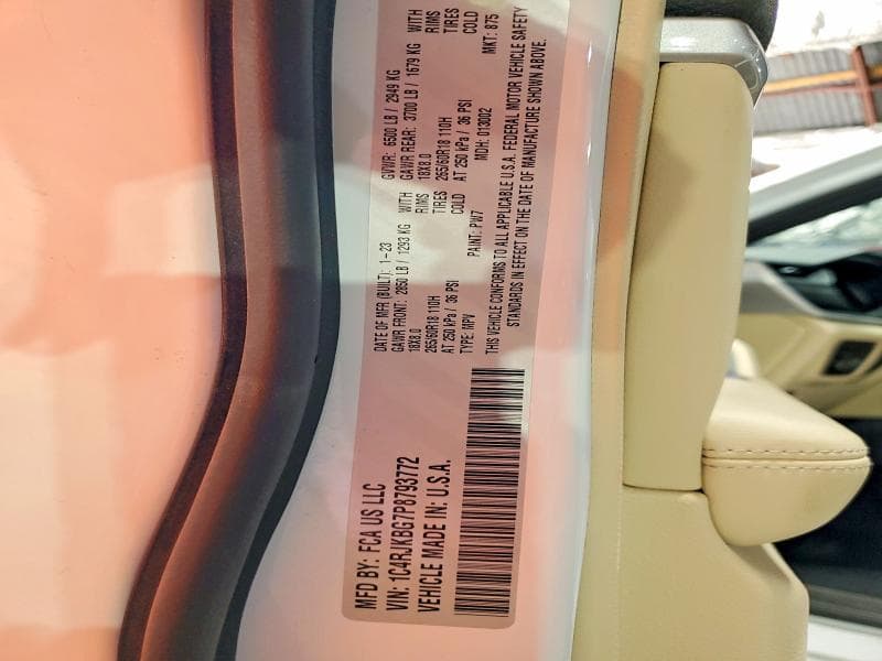 2023 JEEP GRAND CHEROKEE L LIMITED 13