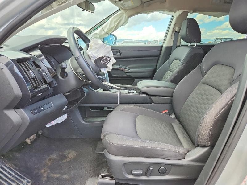 2024 NISSAN PATHFINDER SV 7