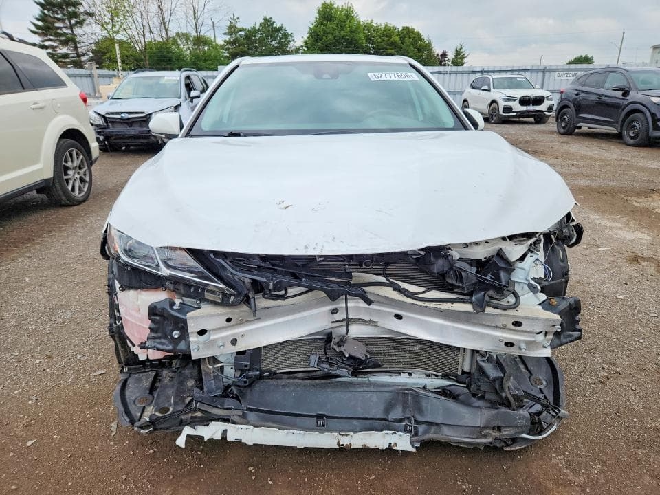 2020 TOYOTA CAMRY SE 5