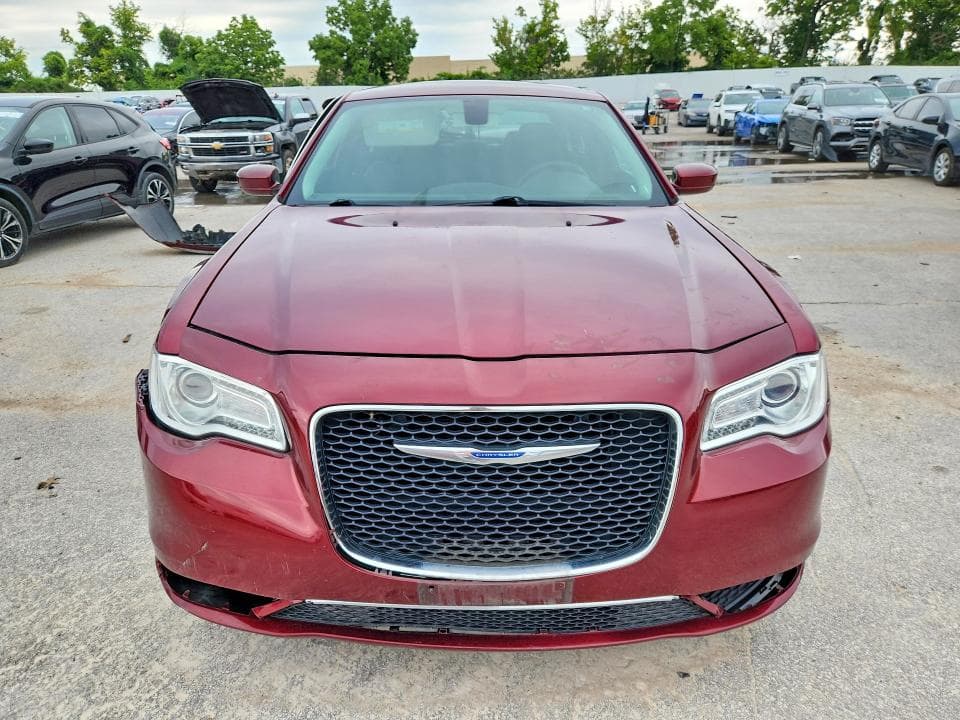 2018 CHRYSLER 300 TOURING 5