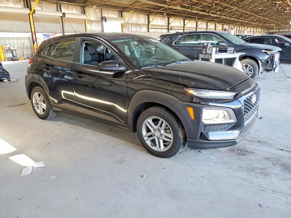 2020 HYUNDAI KONA SE 4