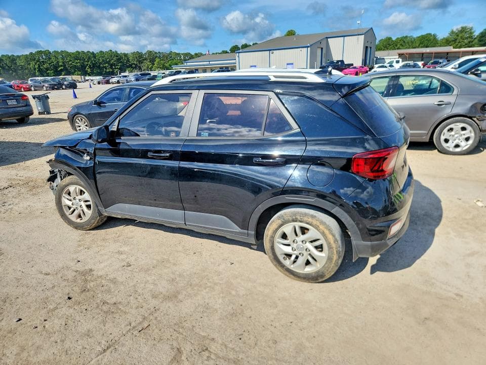 2020 HYUNDAI VENUE SEL 2