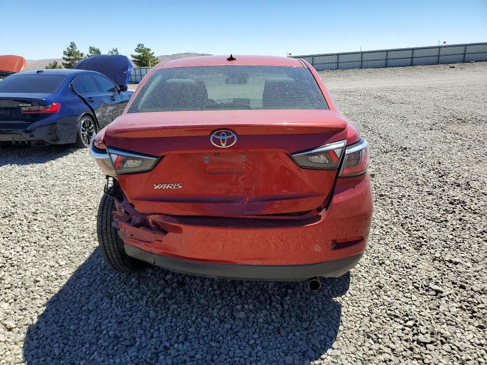 2019 TOYOTA YARIS LE 6