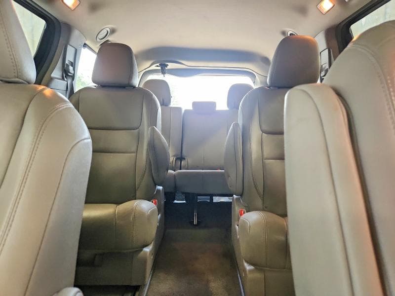 2017 TOYOTA SIENNA XLE PREMIUM 7-PASSENGER 10