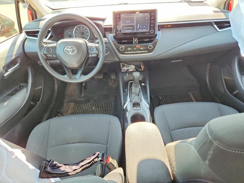 2021 TOYOTA COROLLA LE 8