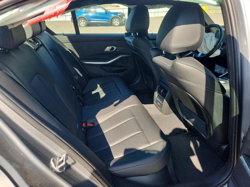 2023 BMW 330XI 10