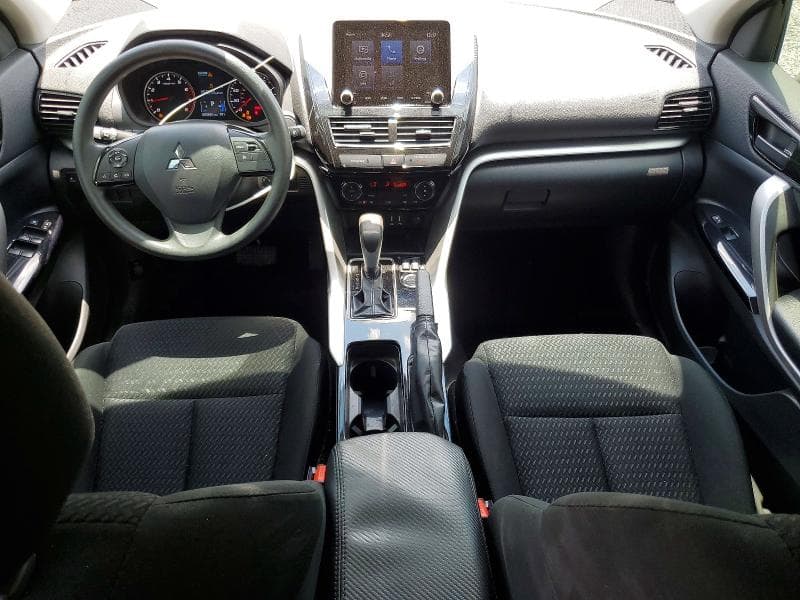 2023 MITSUBISHI ECLIPSE CROSS LE 8