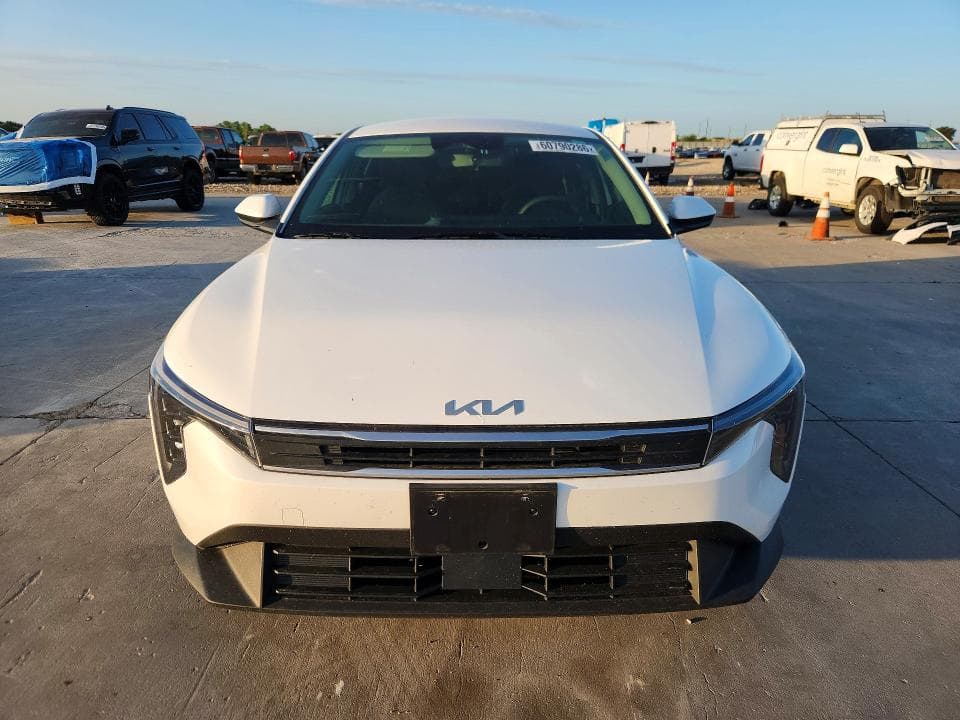 2025 KIA K4 LXS 5