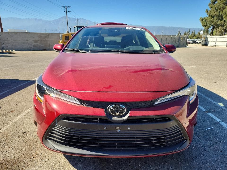 2026 TOYOTA COROLLA LE 5