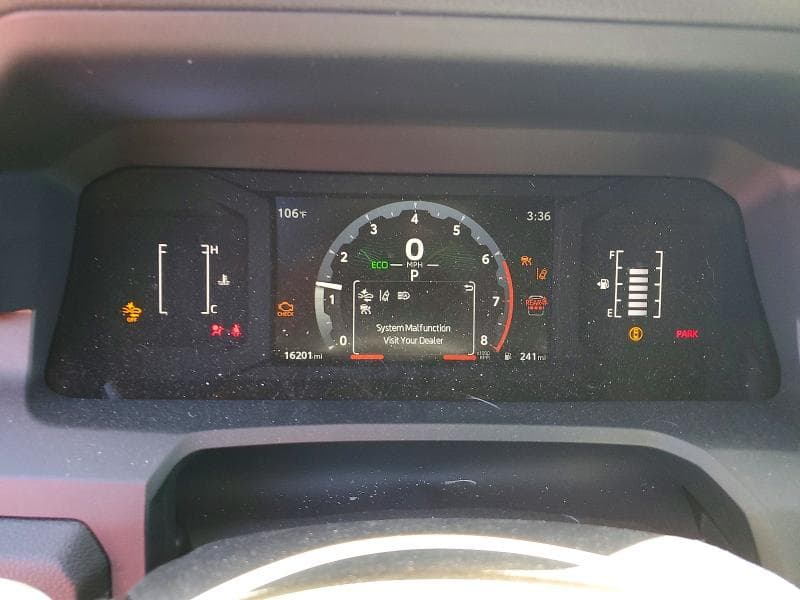 2025 TOYOTA 4RUNNER SR5 9