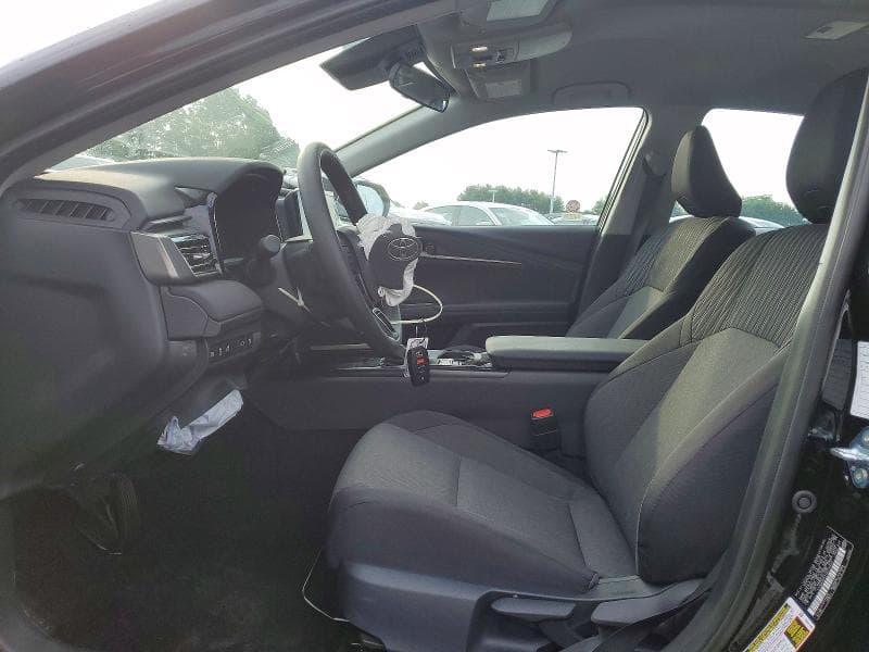 2026 TOYOTA CAMRY LE 7