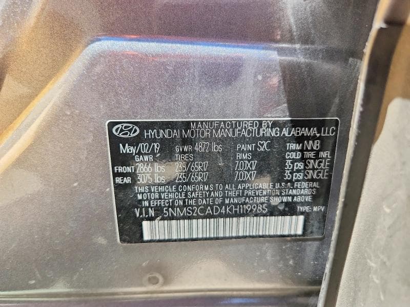 2019 HYUNDAI SANTA FE SE 13