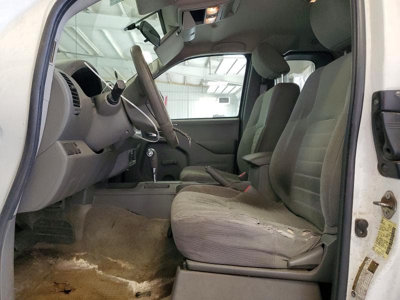 2017 NISSAN FRONTIER S 7