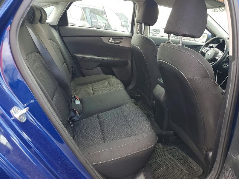 2021 KIA FORTE LXS 10
