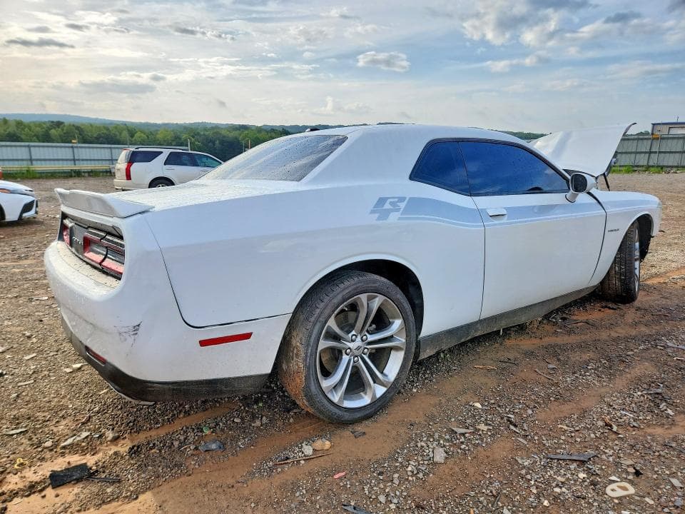 2022 DODGE CHALLENGER R/T 3