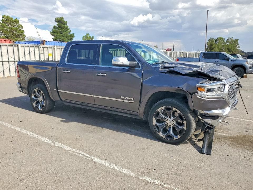 2019 RAM 1500 LIMITED 4