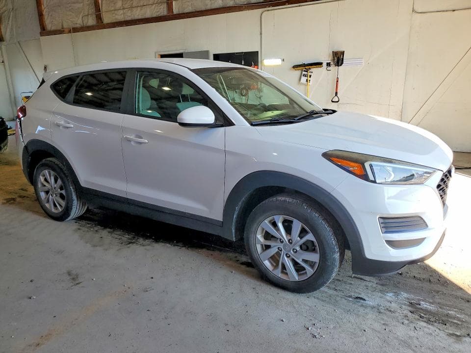 2020 HYUNDAI TUCSON SE 4