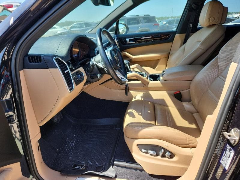 2020 PORSCHE CAYENNE 7