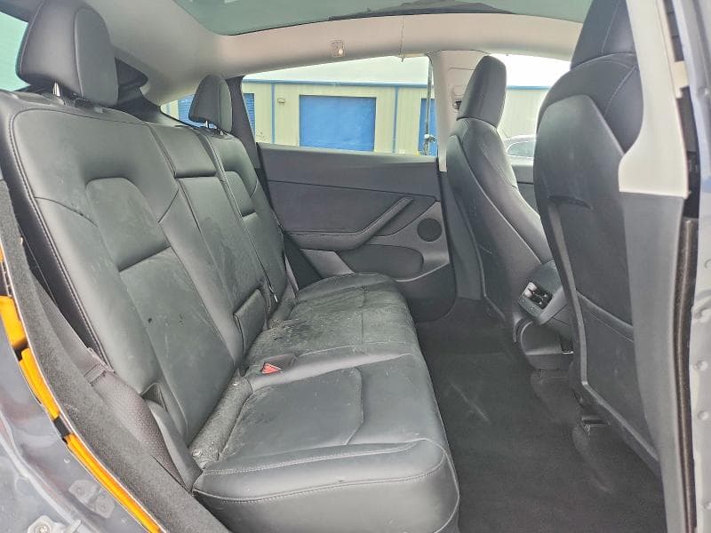2022 TESLA MODEL Y 10