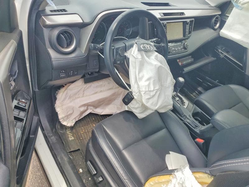 2018 TOYOTA RAV4 HV LIMITED 8