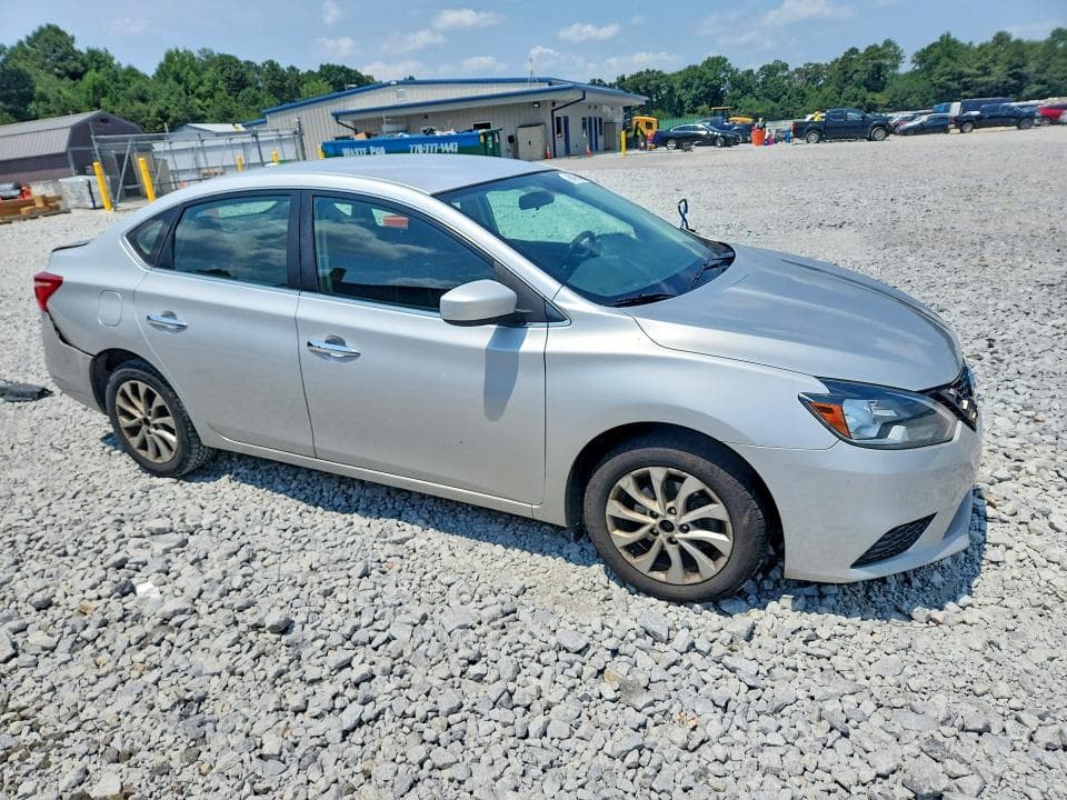 2018 NISSAN SENTRA SV 4